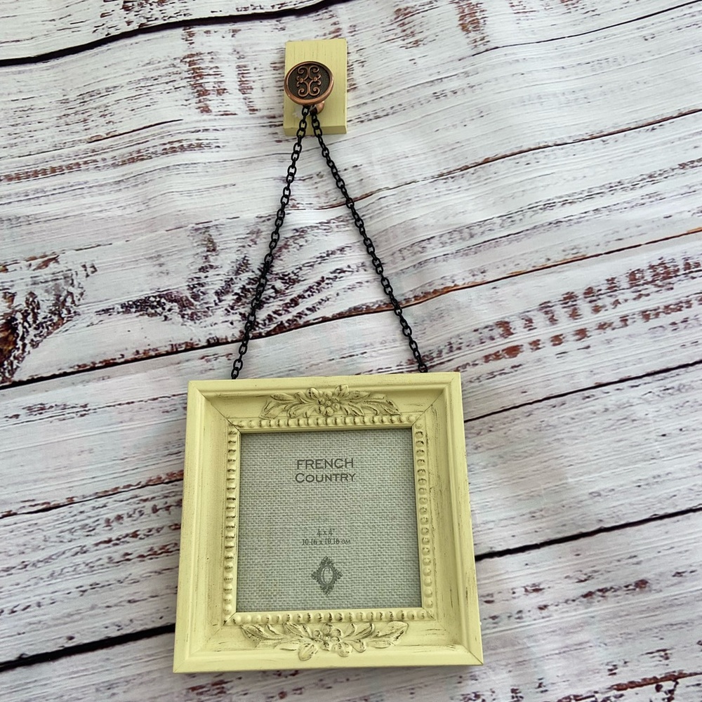 French country frame